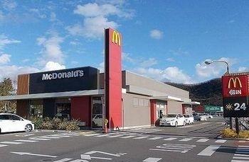 マクドナルド赤穂フレスポ店：2100m