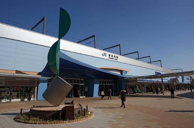 加古川駅(JR　山陽本線)：1258m