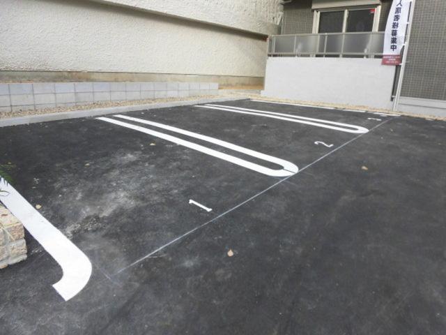 テラコート北野坂（203） 駐車場