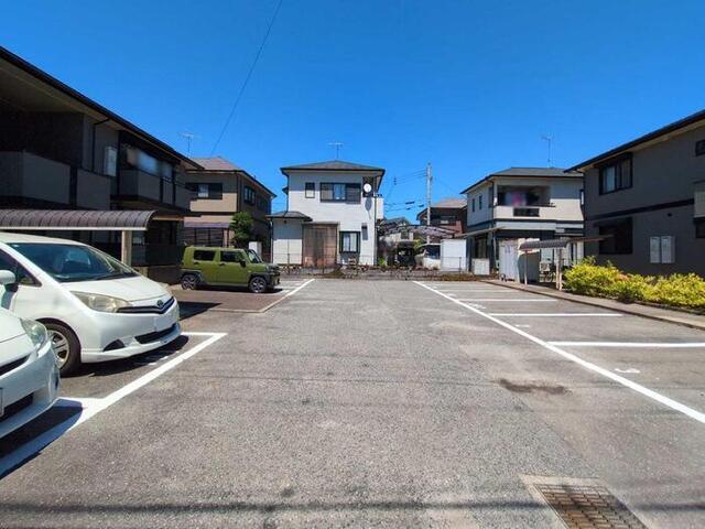 ドミール　A（A102） 駐車場