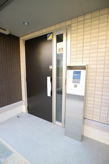 LE　LIEN　ELEVER（305） エントランス