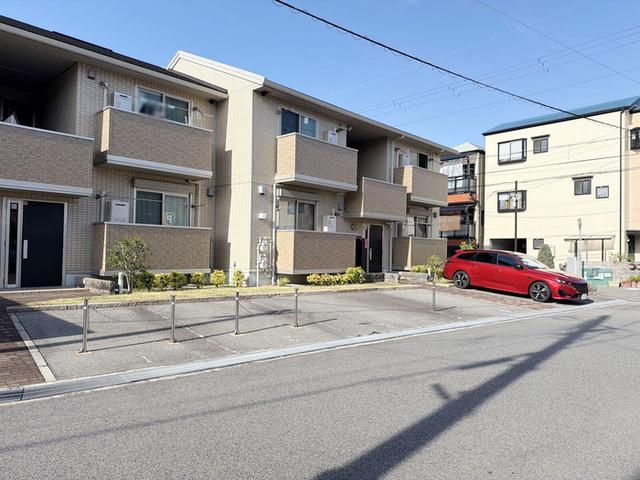 クレスト西宮東（205） 駐車場