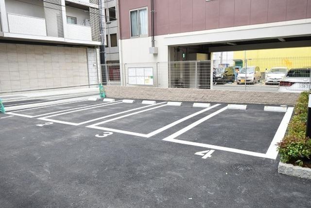 神戸海岸通　萬利Residence（302） 駐車場