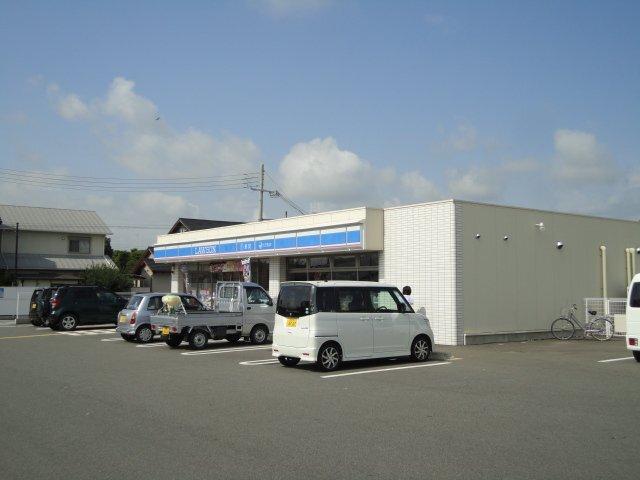 ローソン社嬉野店：550m