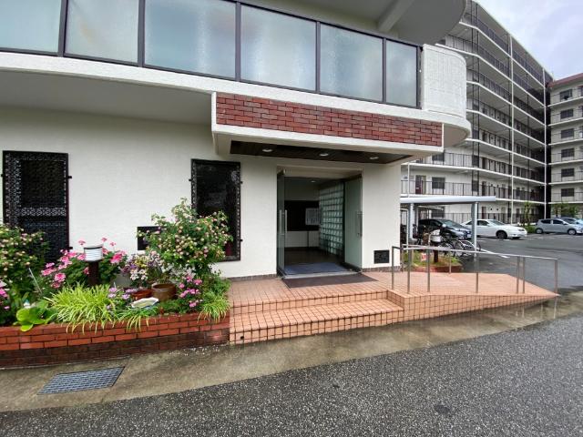 シャルム明石 エントランス