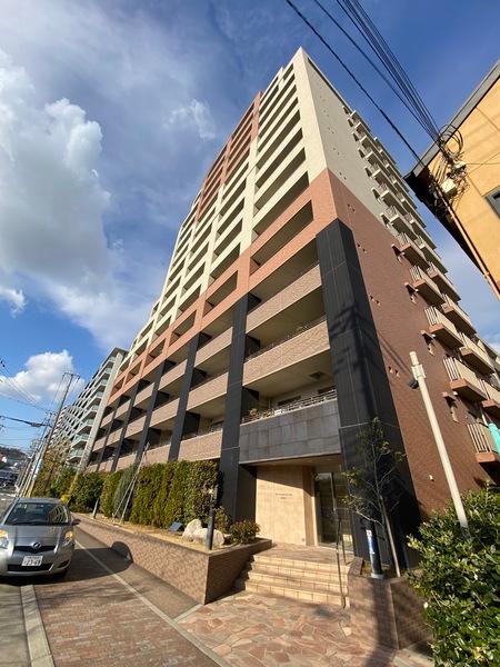 ブランズ須磨鷹取リヴェール 外観