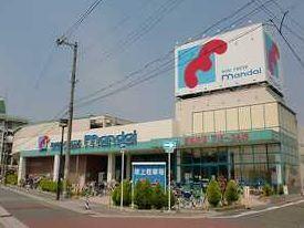 万代下新庄店：612m