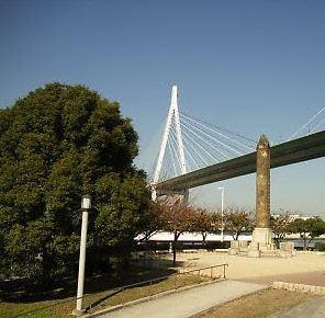 天保山公園：837m