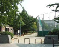 豊里中央公園：1166m
