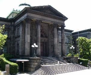 大阪府立中之島図書館：1278m