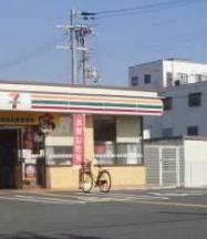 セブンイレブン大阪西脇2丁目店：352m