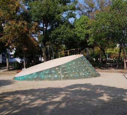 池島公園：643m