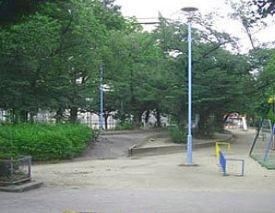寺田町公園：198m