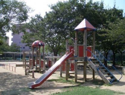 生野東公園：1592m