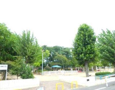 鞍作公園：859m
