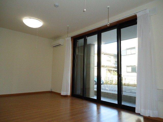 フォンテーヌ美原 部屋画像