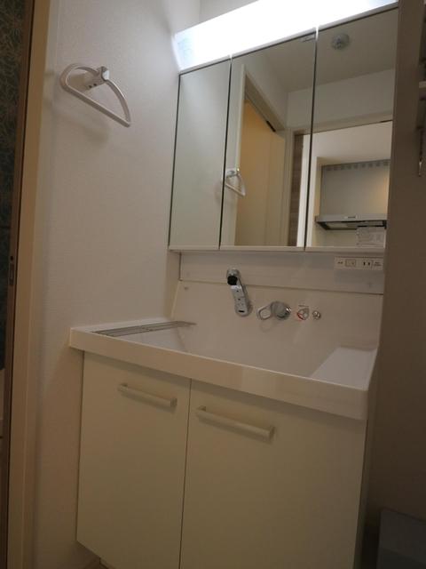 南秀苑かつやま（105） 部屋画像