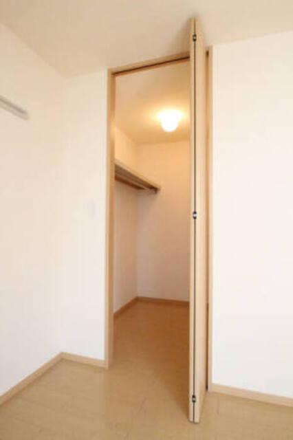 ＣＯＺＹ岸里（203） 部屋画像