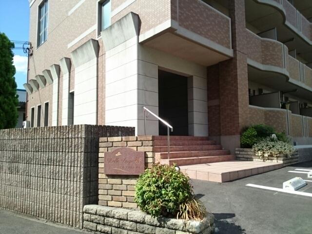 ベル　アンジュ　裕（105） エントランス