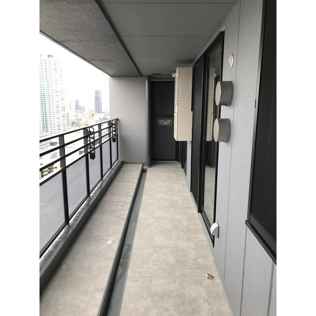 クレヴィアタワー御堂筋本町（2805） バルコニー