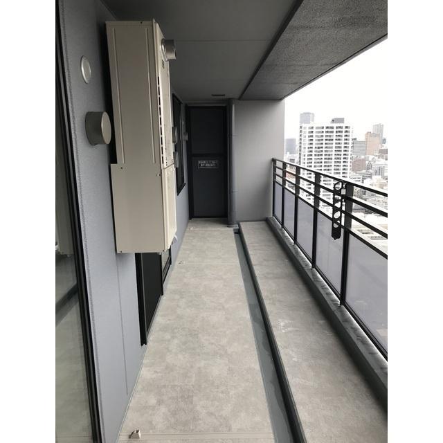 クレヴィアタワー御堂筋本町（2805） バルコニー