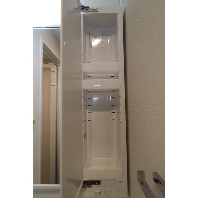 コンフォリア・リヴ新大阪Q（1002） 部屋画像