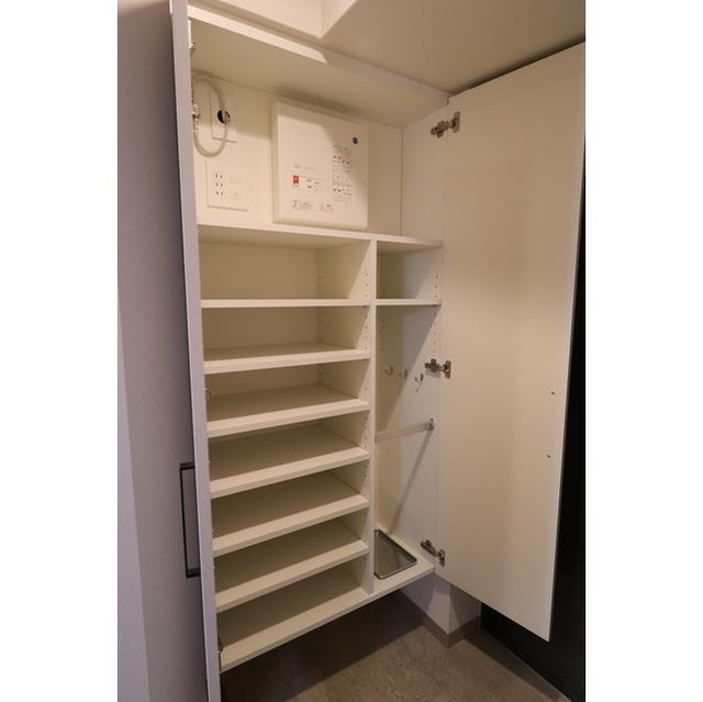 コンフォリア・リヴ新大阪Q（1002） 部屋画像
