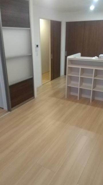 ラ　ルーチェ天美我堂（302） 室内