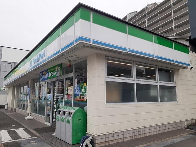 ファミリーマート様：150m