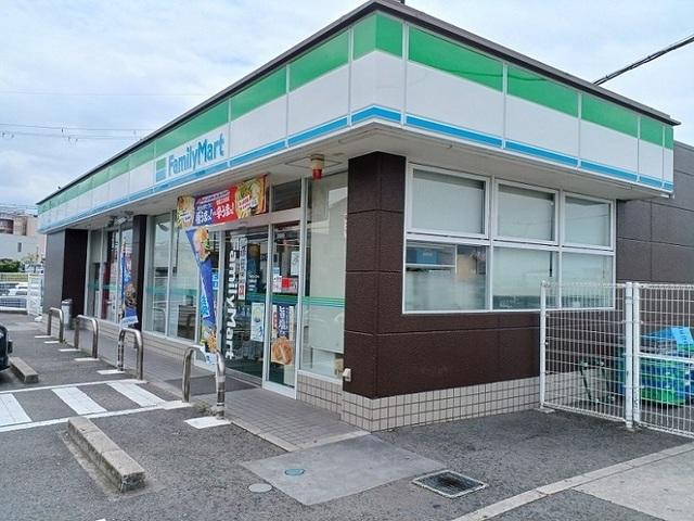 ファミリーマート様：350m