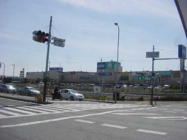 ホームセンター：1200m