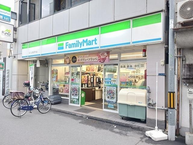 ファミリーマート様：220m