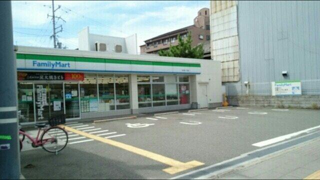 ファミリーマート：480m