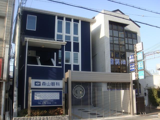 病院：800m