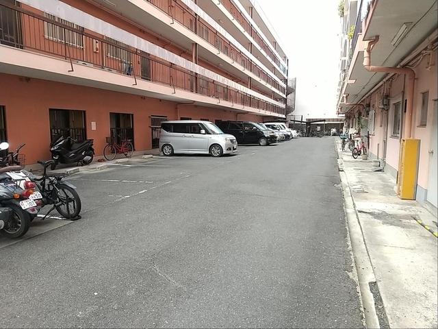 エルロード住吉７号館（205） 駐車場