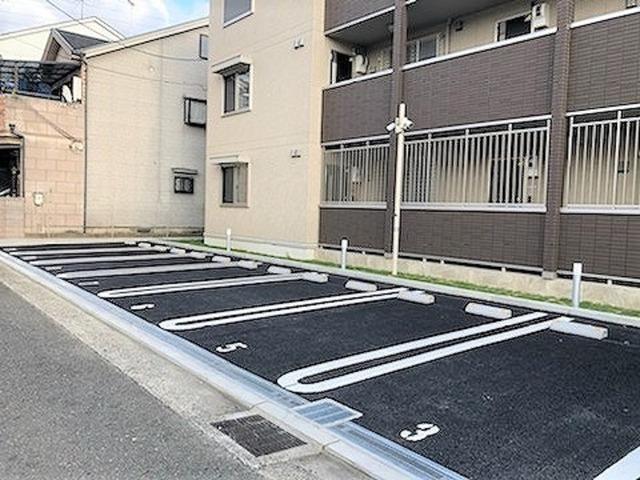 モンクレール青山（102） 駐車場