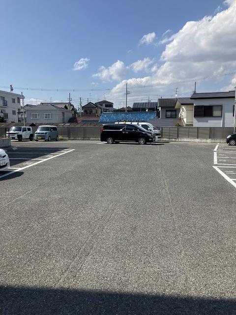アビタシオンJIN（105） 駐車場