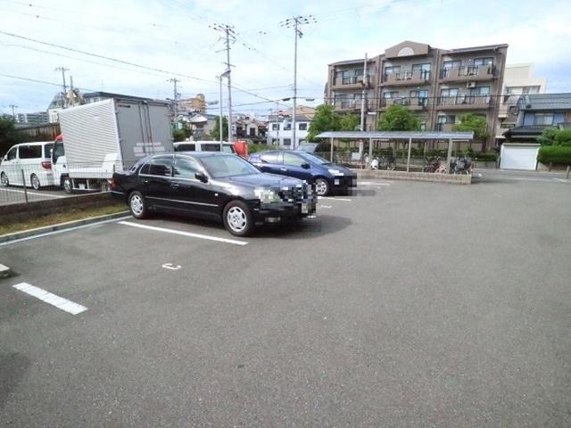 グラン ジュテ（107） 駐車場