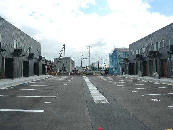 ファイン木津（A-5） 駐車場