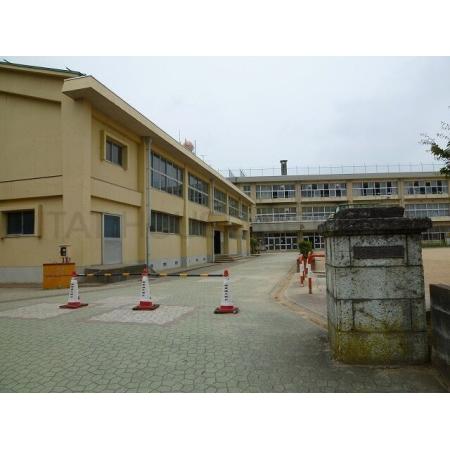 シャンテ蓮花寺 周辺環境写真6 野村小学校：1000m