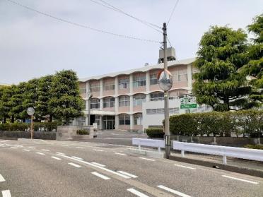 横田小学校：200m