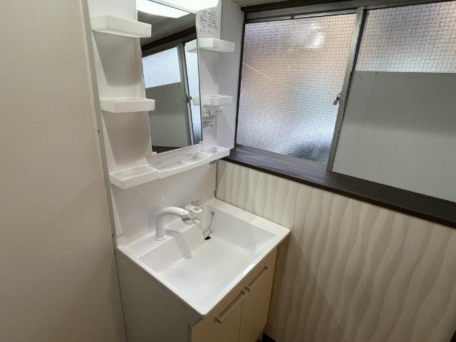 金沢市菊川一戸建 洗面