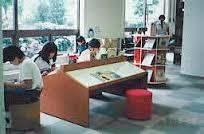 高岡市立中央図書館：1795m