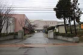 高岡市立伏木中学校：629m
