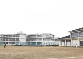 仙台市立館中学校：657m