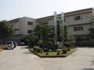 高岡市立志貴野中学校：1089m