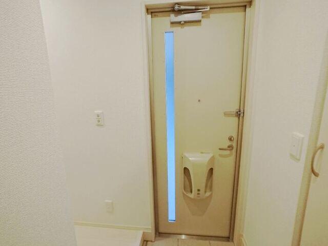 Coco泉（102） 玄関