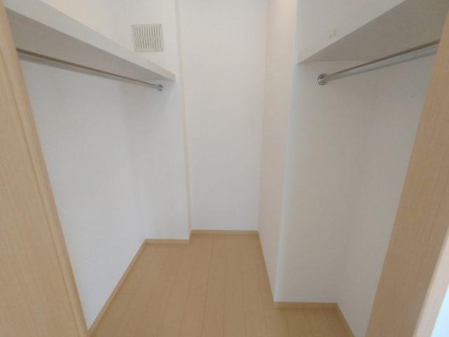 ターミナルパーク中新湊　Ｂ（203） 部屋画像