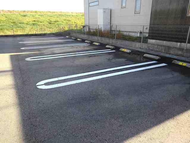 アンダンテ　いわせ野Ⅱ（202） 玄関
