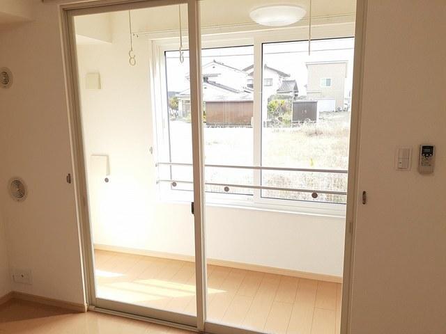 エアリ−　ハウス（102） バルコニー